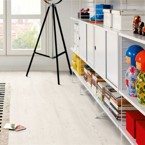 Ламинат Pergo Classic Plank 2V - Endless plank L0105-01772 Public Extreme White Pine, plank Ламинат Pergo Classic Plank 2V - Endless plank L0105-01772 Public Extreme White Pine, plank