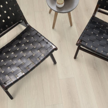 Ламинат EGGER Дуб Эльтон белый | EPL137.366221